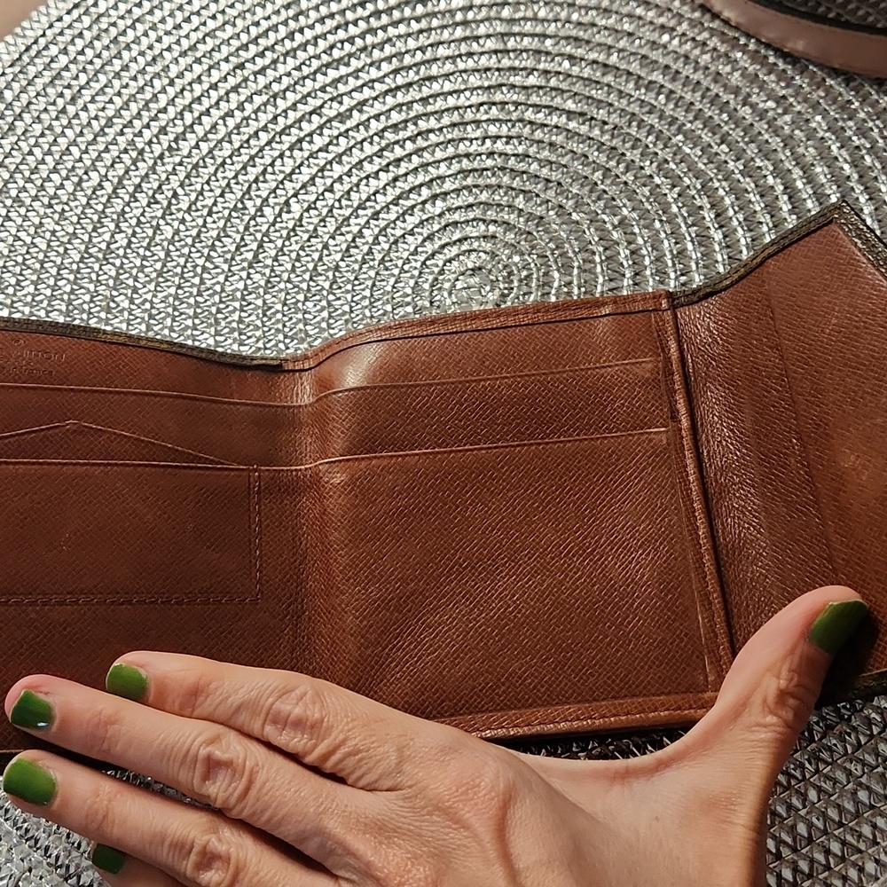 Louis Vuitton Small Envelope Monogram Wallet - image 8